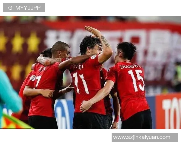 恒大与上港足协杯激战在即球迷期待精彩对决与历史交锋