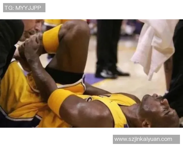 科比在对阵猛龙的比赛中演绎精彩三双表现中文解说全程回顾