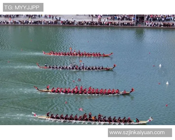 2025年容县龙舟赛热情开赛 20支部队逐浪竞技